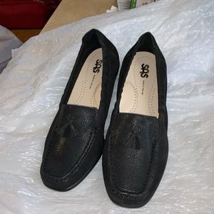 Sas women’s suede slip on shoes size 8 1/2 but fits like an 8